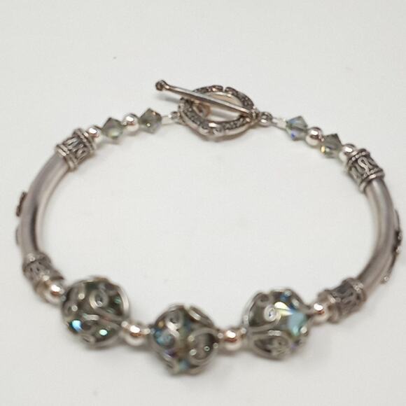 Kellie Wichser Women's Silver 3 Bead Bracelet - Picture 2 of 11